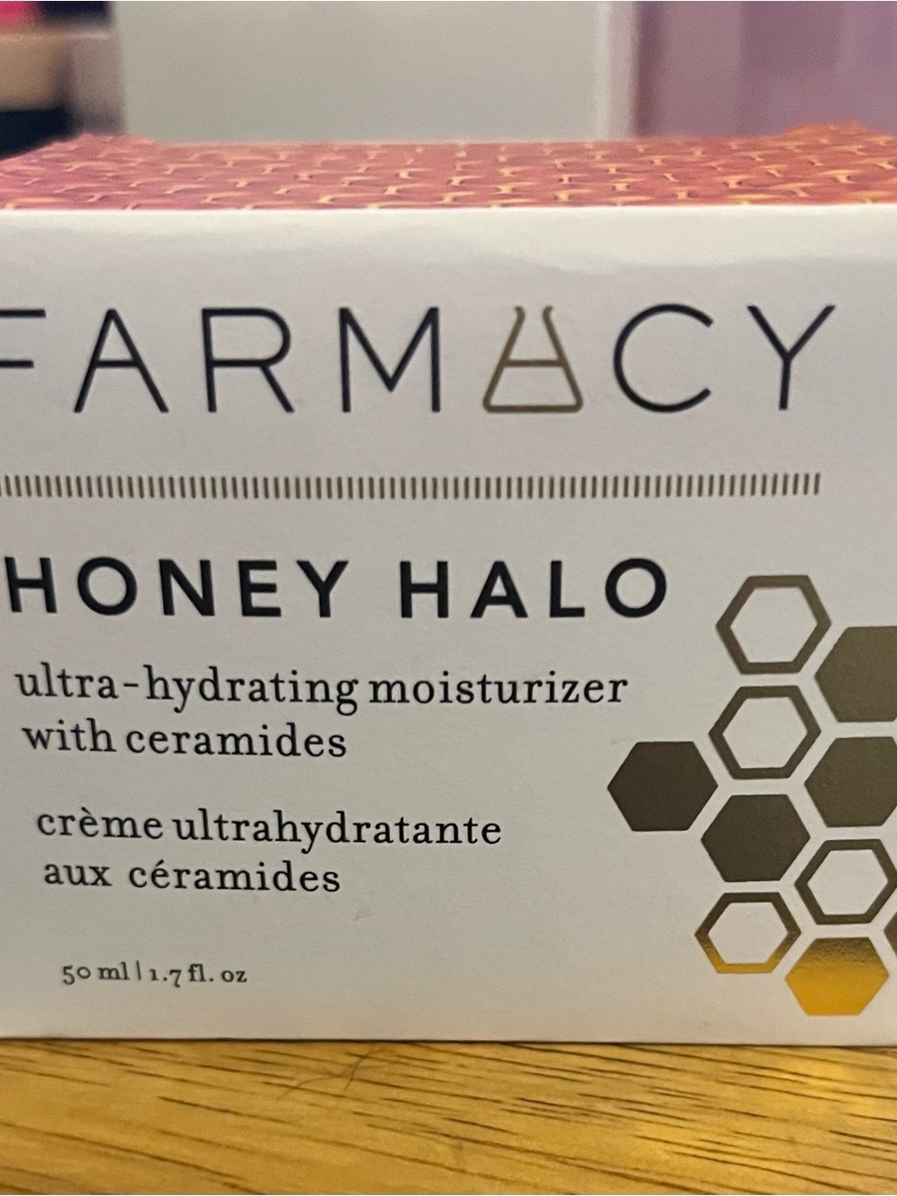 Farmacy Honey Halo Moisturizer - White/Gold/Brown